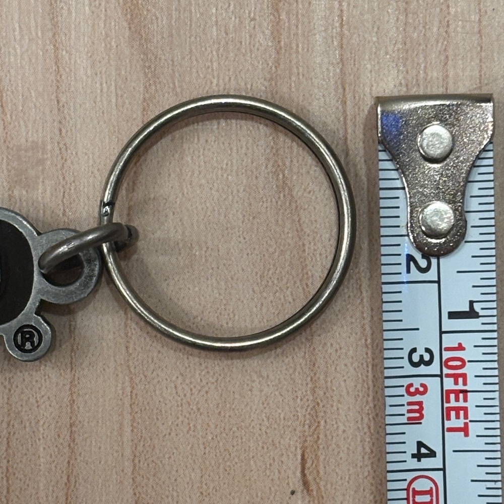 Jeep Black and Silver Logo Key Holder - Picture 4 of 4
